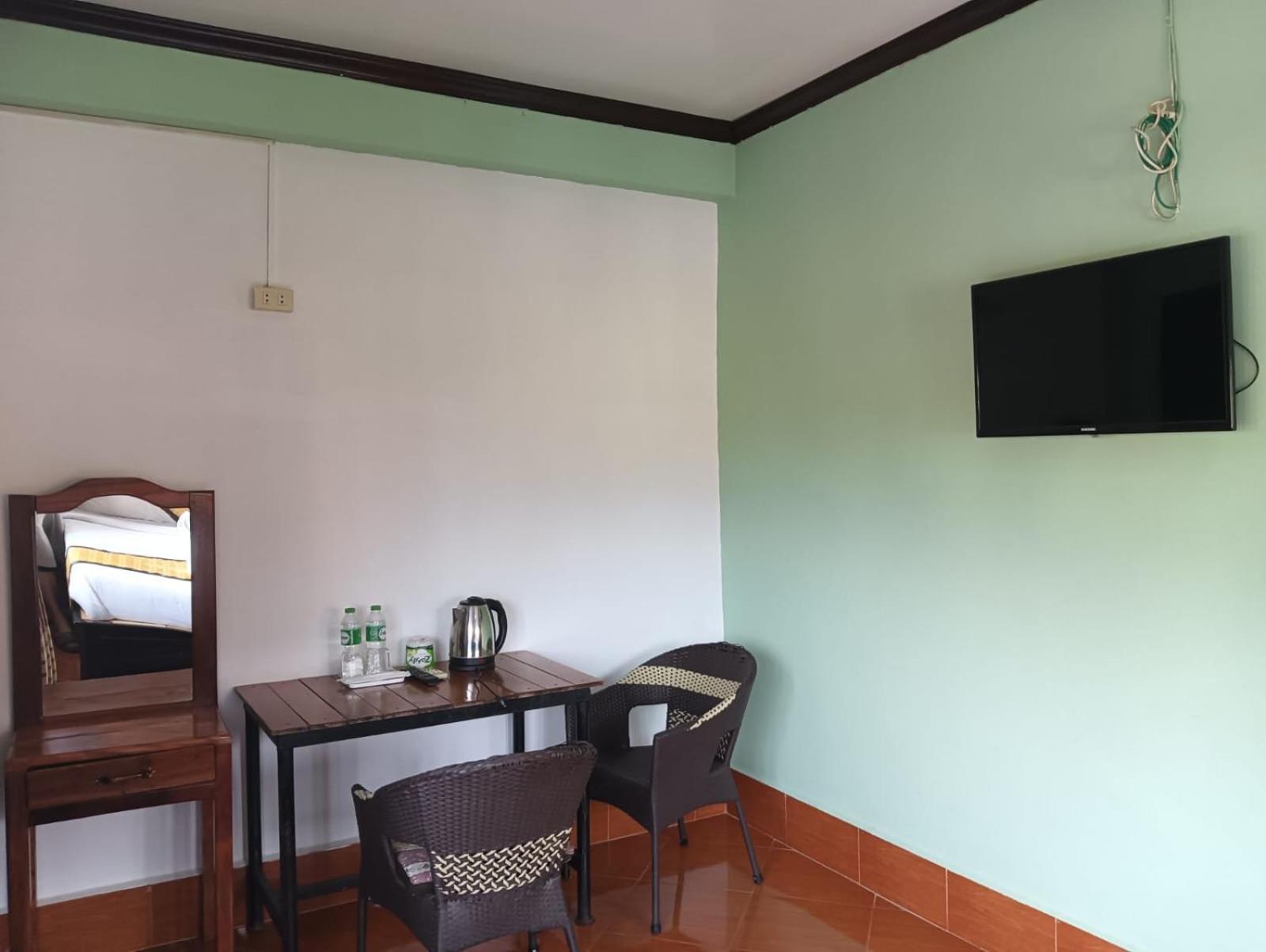 Bountang Riverside Hotel Vang Vieng Zewnętrze zdjęcie